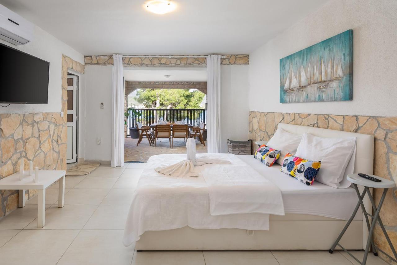Estella Villa Apartments Rogoznica  Luaran gambar