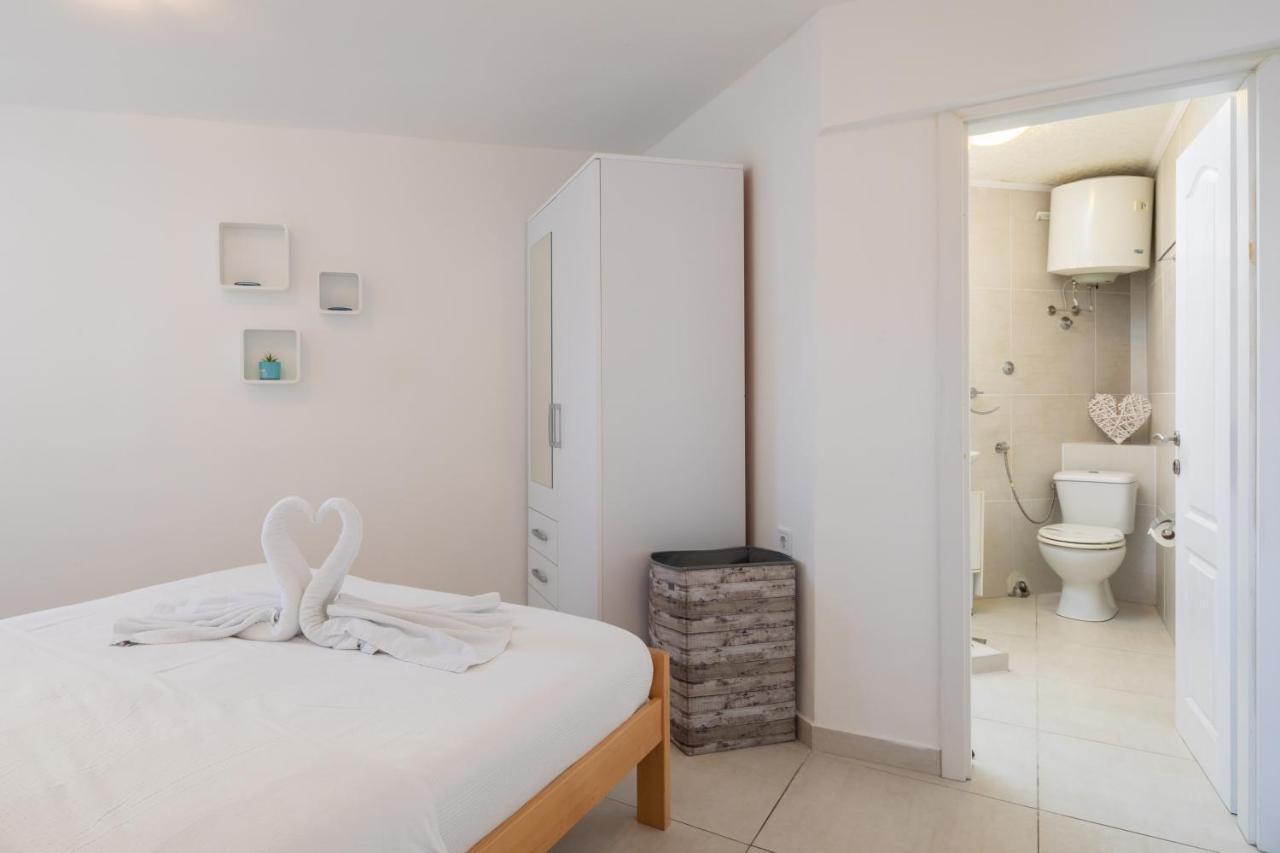 Estella Villa Apartments Rogoznica  Luaran gambar