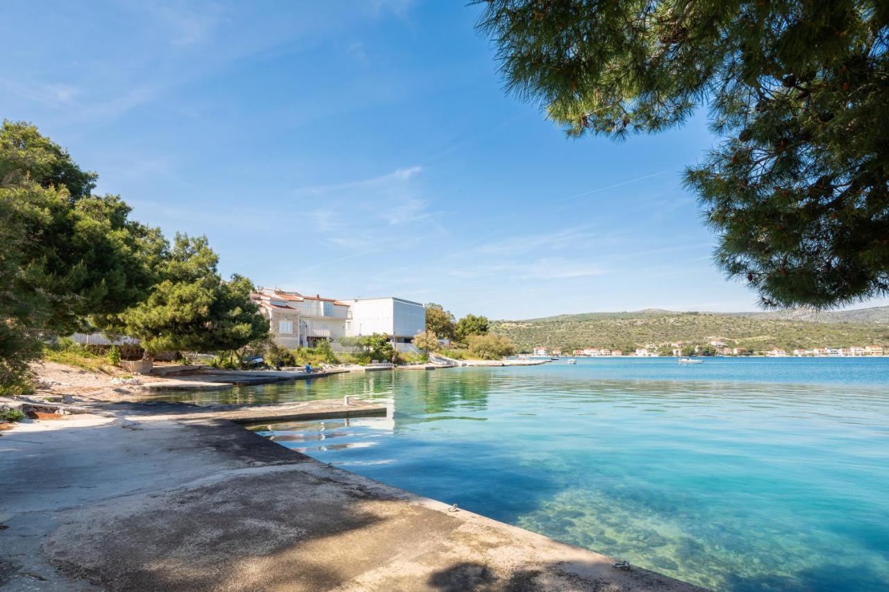 Estella Villa Apartments Rogoznica  Luaran gambar