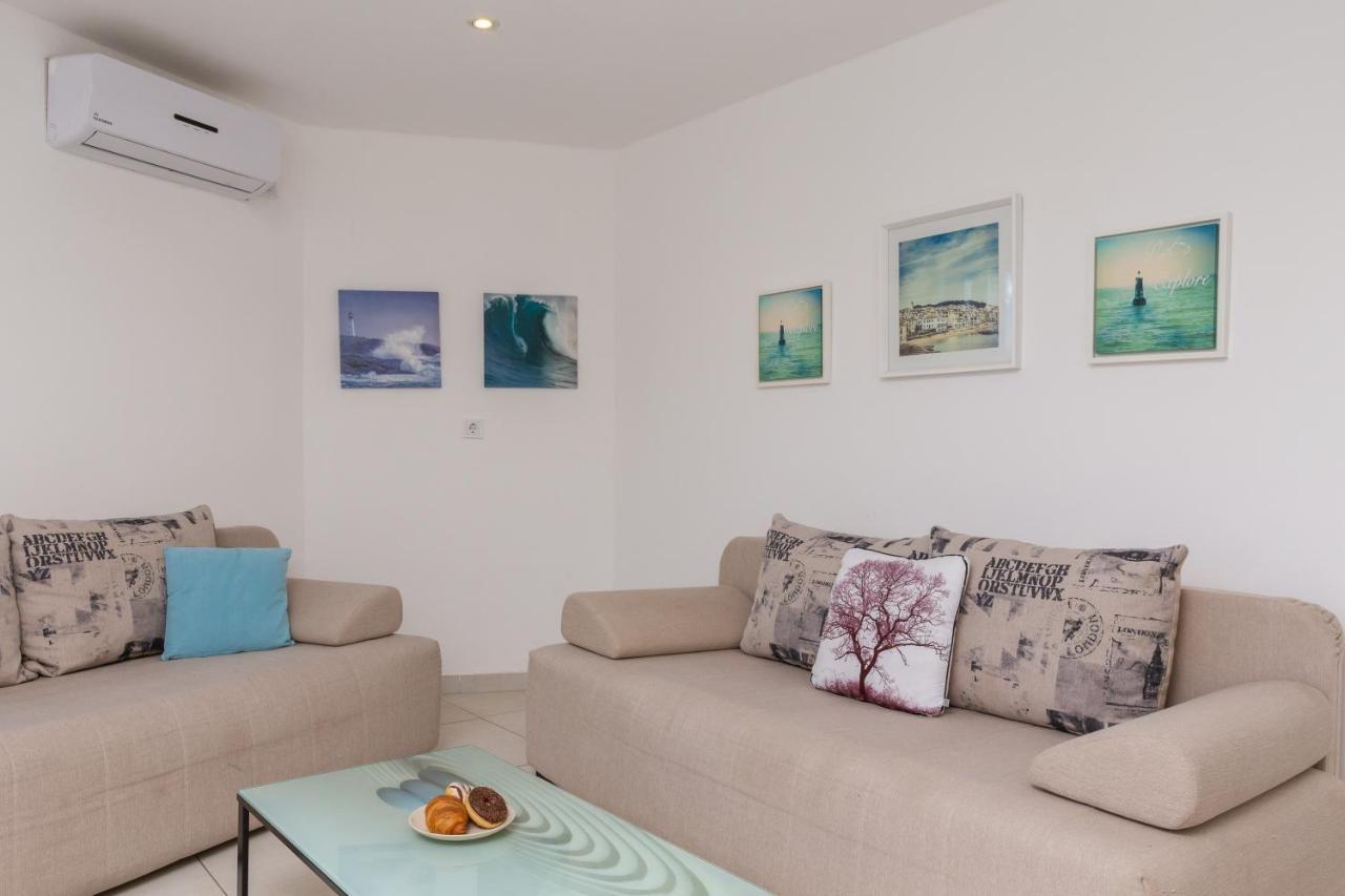 Estella Villa Apartments Rogoznica  Luaran gambar