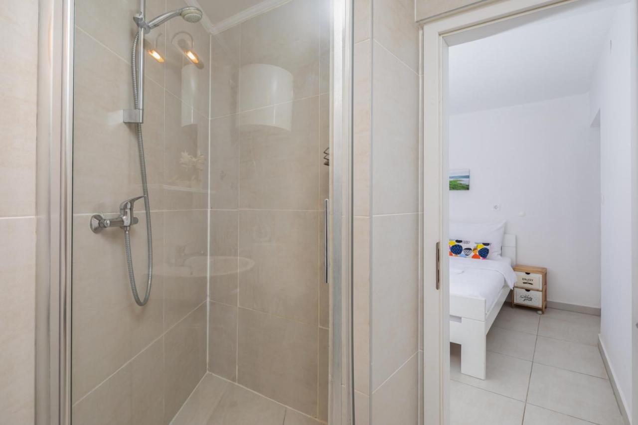 Estella Villa Apartments Rogoznica  Luaran gambar